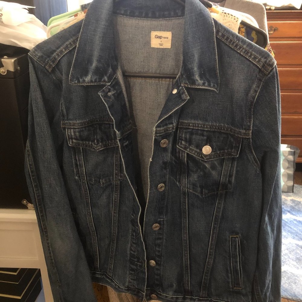 GAP icon jean jacket